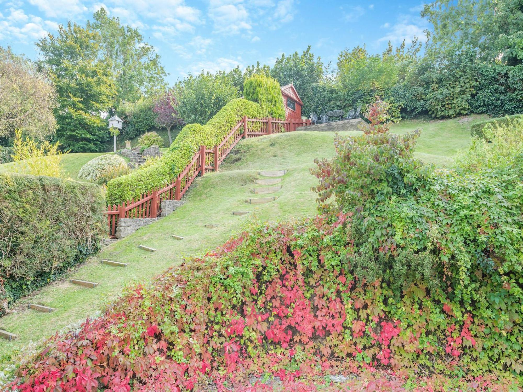 Вилла The Retreat Lulworth Уэст-Лулворт Экстерьер фото
